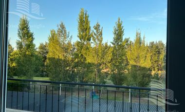 Venta- Casa en Los Castaños con Pileta