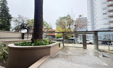 Departamento en  alquiler de 4 ambientes con cochera y pileta