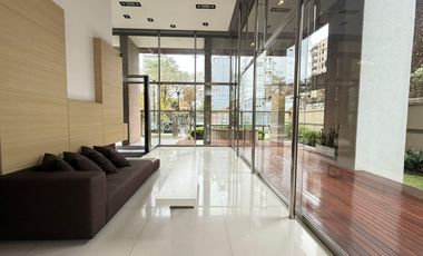 Departamento en  alquiler de 4 ambientes con cochera y pileta
