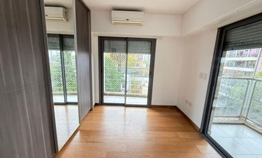 Departamento en  alquiler de 4 ambientes con cochera y pileta