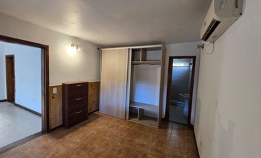 Venta casa 4 ambientes con patio, Mar del Plata