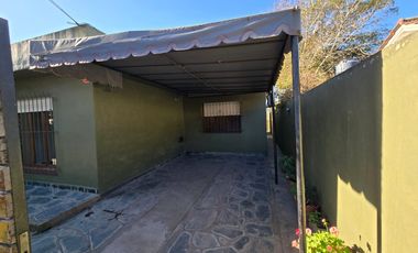 Venta casa 4 ambientes con patio, Mar del Plata
