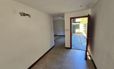 Venta casa 4 ambientes con patio, Mar del Plata