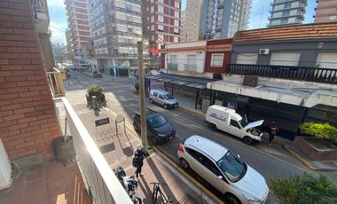 Edif Miramar II 1er piso - Departamento 3 Ambientes - Zona I - Miramar
