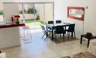 Casa Duplex Amoblada en Alquiler-  La Calandria zona sur
