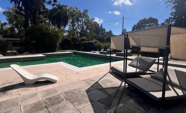 Casa Duplex Amoblada en Alquiler-  La Calandria zona sur