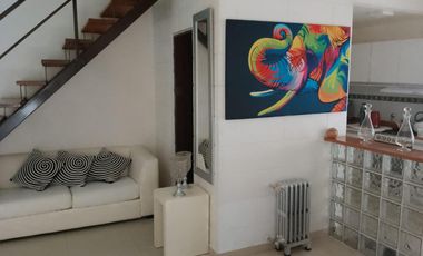 Casa en alquiler - 2 Dormitorios 2 Baños - Manuel B. Gonnet