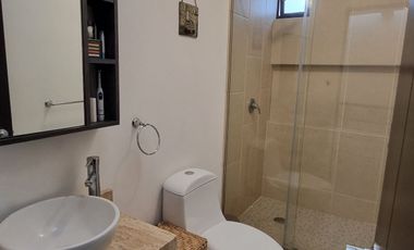 CASA EN VENTA EN CLUSTER PRIVADO CON MEJORAS