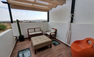CASA EN VENTA EN CLUSTER PRIVADO CON MEJORAS