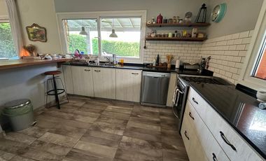 Venta Casa con pileta lote interno Las Tipas Nordelta tigre