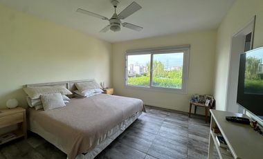 Venta Casa con pileta lote interno Las Tipas Nordelta tigre