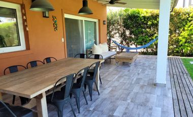 Venta Casa con pileta lote interno Las Tipas Nordelta tigre