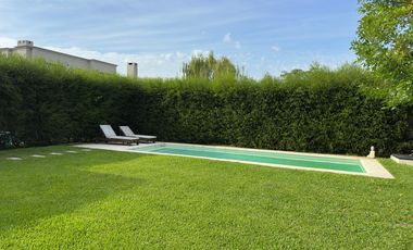 Venta Casa con pileta lote interno Las Tipas Nordelta tigre
