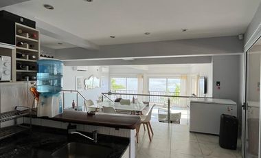 Casa en  sobre el rio