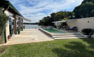 Casa en  sobre el rio