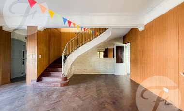 Casa en Alquiler – 4 Amb.   Habitación de Servicio – Castelar Sur – Av. Zeballos