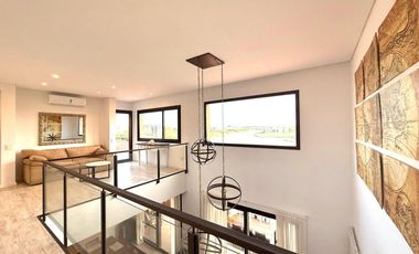 Casa al lago en alquiler anual en Ceibos