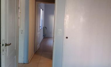 Casa en alquiler en Temperley 2 dormitorios