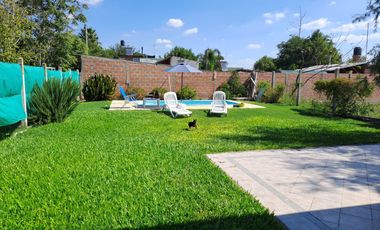 CASA DE FIN DE SEMANA CON PILETA