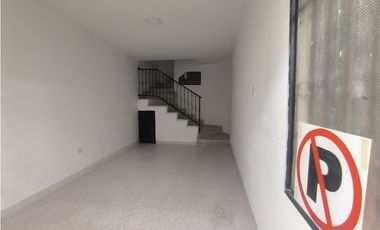 ARRIENDO APARTAMENTO PISO 2 SECTOR HACIENDA PIEDRA PINTADA