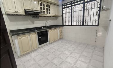 ARRIENDO APARTAMENTO PISO 2 SECTOR HACIENDA PIEDRA PINTADA