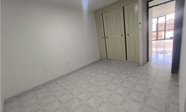 ARRIENDO APARTAMENTO PISO 2 SECTOR HACIENDA PIEDRA PINTADA