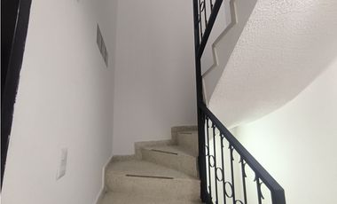 ARRIENDO APARTAMENTO PISO 2 SECTOR HACIENDA PIEDRA PINTADA