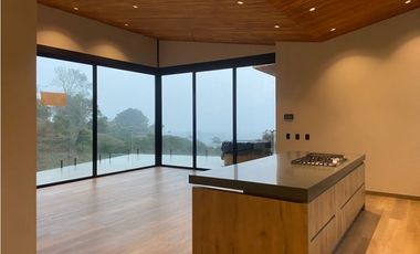 Casa Arriendo en El Retiro Fizebad