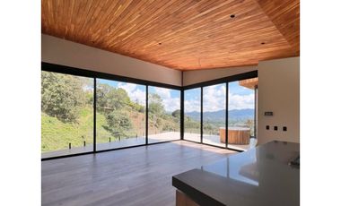 Casa Arriendo en El Retiro Fizebad