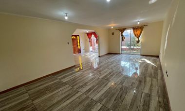 Vendo linda casa remodelada en Los Andes