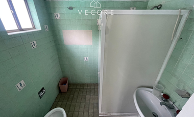 CASA EN VENTA EN JARDINES DEL BOSQUE, GUADALAJARA