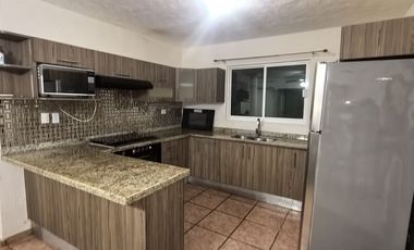 SE VENDE CASA EN VILLA FLORENCIA, CARMEN, CAMPECHE