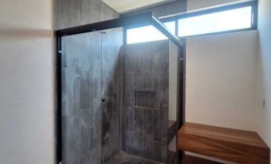 CASA EN PREVENTA EN PRADERAS ALTOZANO, MORELIA