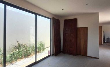 CASA EN PREVENTA EN PRADERAS ALTOZANO, MORELIA