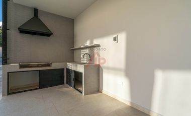 CÓMODA Y ATRACTIVA SUITE EN RENTA EN SECTOR AV. SOLANO, CUENCA