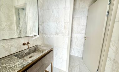 FENDI PENTHOUSE / SANTA MARIA / VENTA