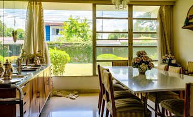 VENTA CASA TERRENO 1500mtrs ALTOS DEL GOLF