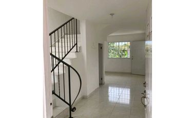ALQUILO CASA EN CHORRERA VALLE DORADA 3R