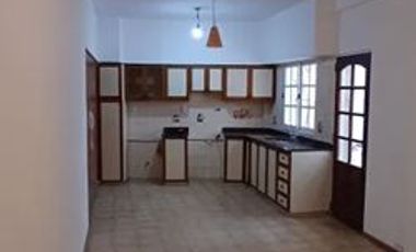 PH en venta de 2 dormitorios en Ramos Mejía