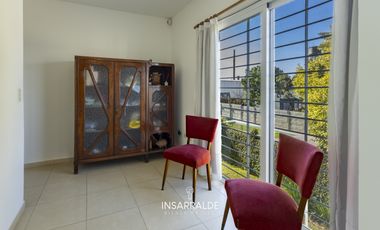 MUY LINDA CASA EN EXCELENTE ESTADO!!