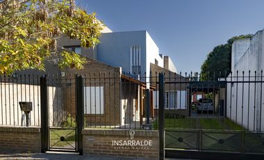 MUY LINDA CASA EN EXCELENTE ESTADO!!