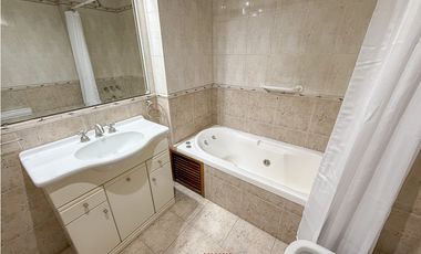 SEMIPISO 4 AMBIENTES.