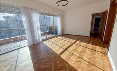 SEMIPISO 4 AMBIENTES.