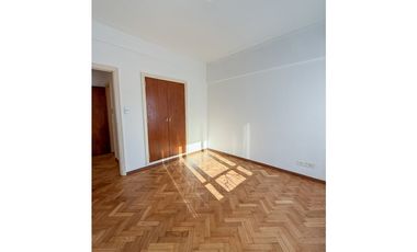 SEMIPISO 4 AMBIENTES.