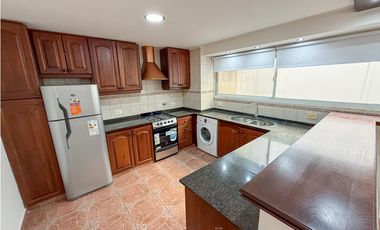 SEMIPISO 4 AMBIENTES.