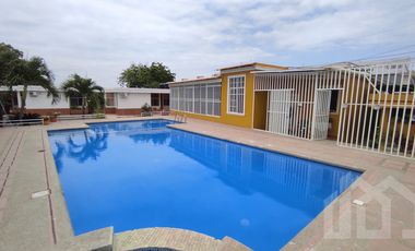 VENTA DE HOSTAL SAN CLEMENTE MANABÍ