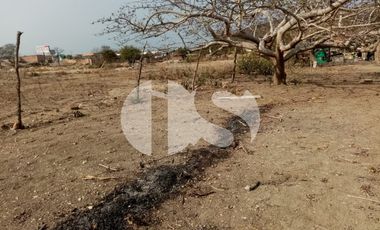 VENTA DE TERRENO  EN MONTECRISTI