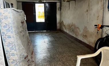 Casa para 2 Familias en venta en Remedios de Escalada Oeste