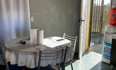 Casa para 2 Familias en venta en Remedios de Escalada Oeste