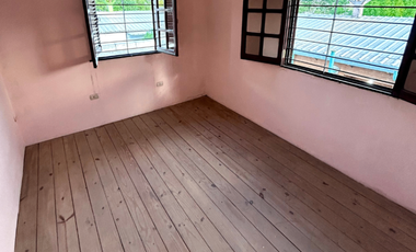 Casa en alquiler de 4 dormitorios c/ cochera en San Miguel